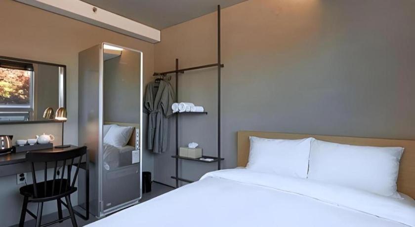 Slow Da Hotel 3*