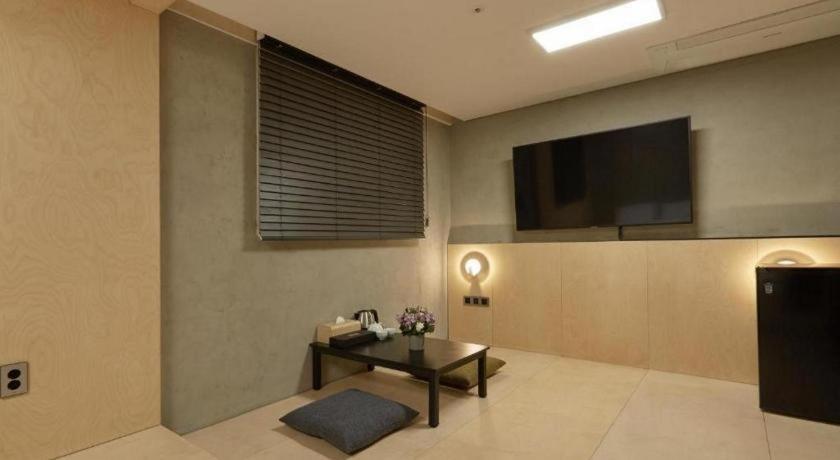 Hotel Slow Da